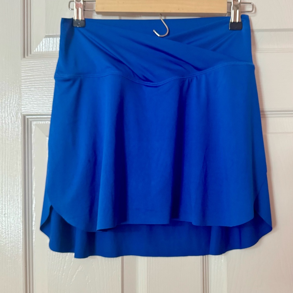 VERY J Athletic Skirt with Short Liner Skort Tennis Skort Yoga Royal Blue NWOT